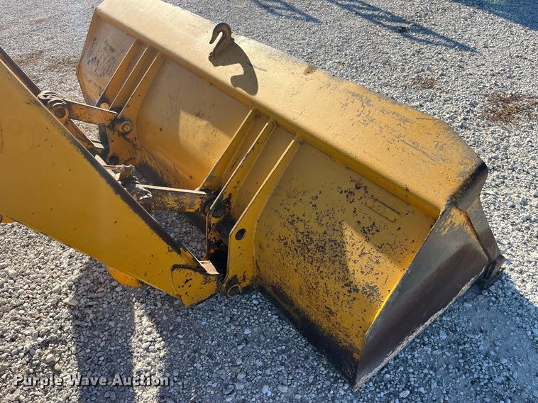 image for item LD9856 John Deere 500C  backhoe