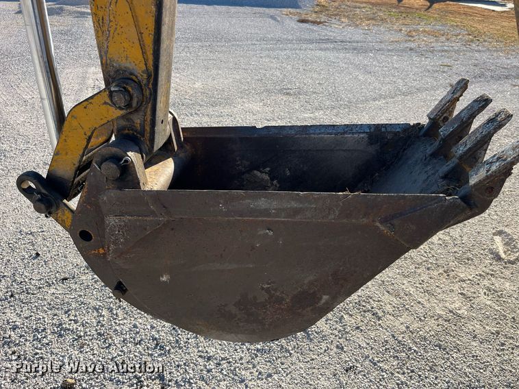 image for item LD9856 John Deere 500C  backhoe