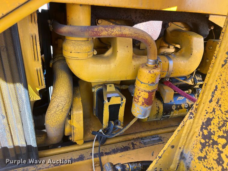 image for item LD9856 John Deere 500C  backhoe