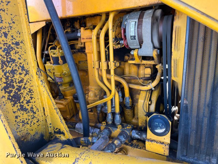 image for item LD9856 John Deere 500C  backhoe