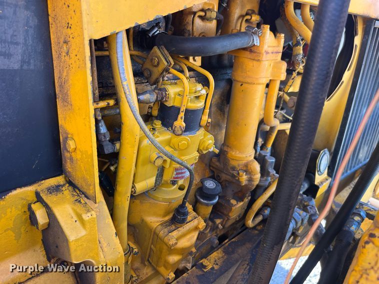 image for item LD9856 John Deere 500C  backhoe