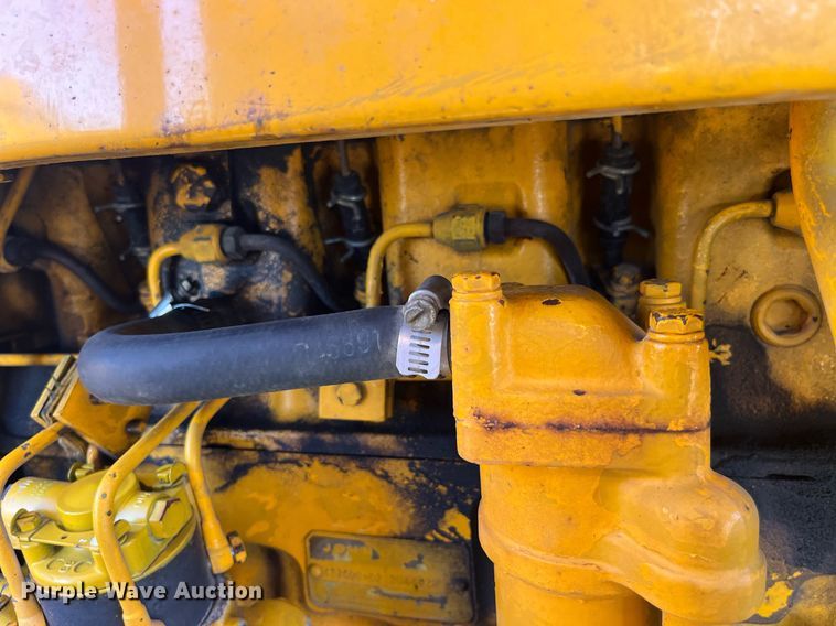 image for item LD9856 John Deere 500C  backhoe