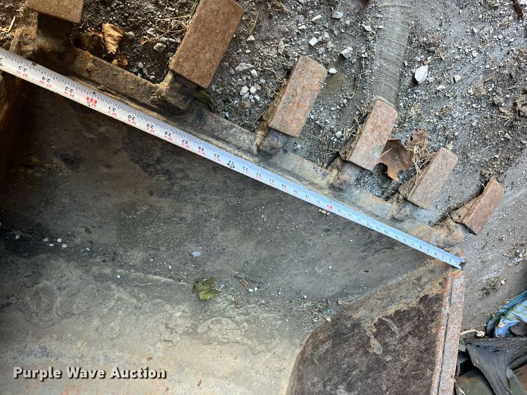 image for item LD9856 John Deere 500C  backhoe