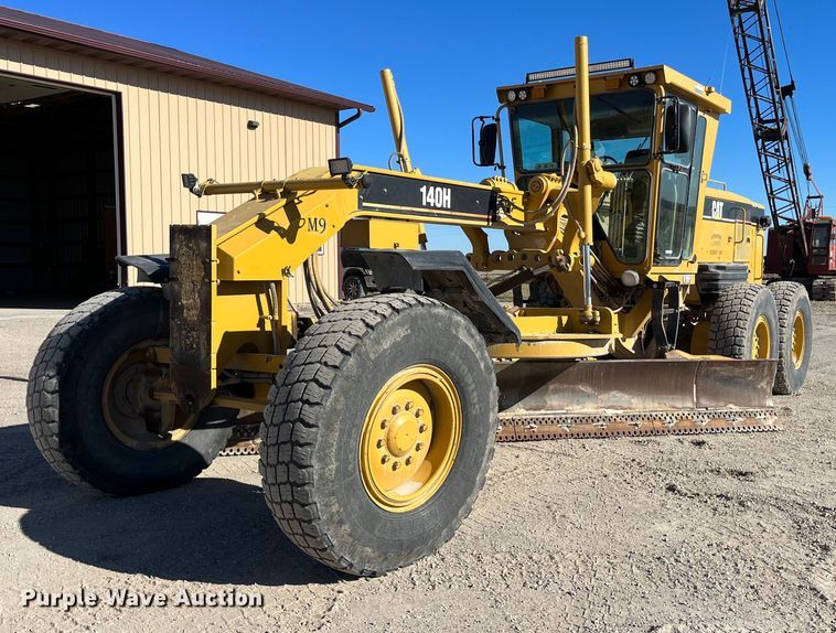 image for item LD9859 2007 Caterpillar 140H motor grader