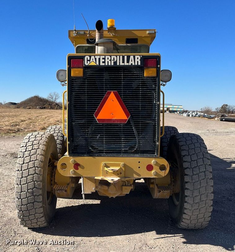 image for item LD9859 2007 Caterpillar 140H motor grader