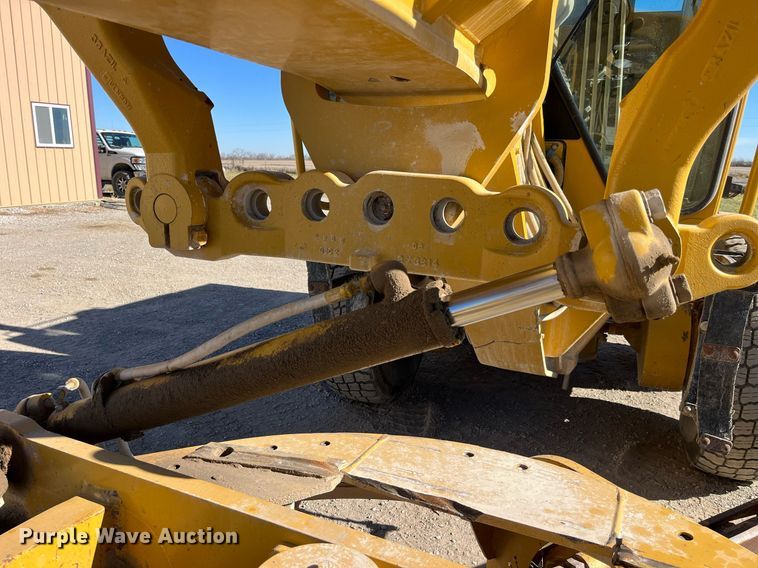 image for item LD9859 2007 Caterpillar 140H motor grader