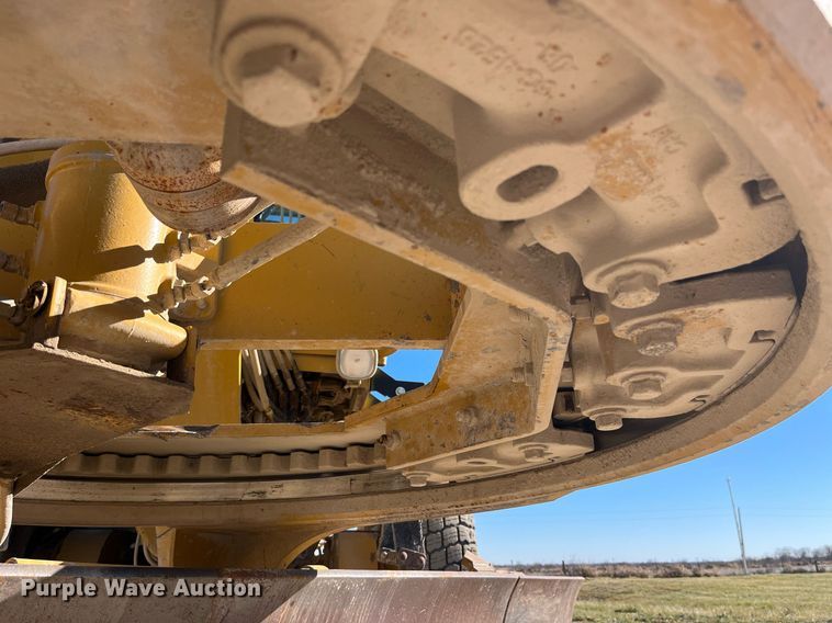 image for item LD9859 2007 Caterpillar 140H motor grader