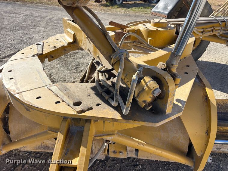 image for item LD9859 2007 Caterpillar 140H motor grader