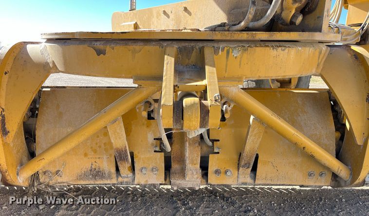 image for item LD9859 2007 Caterpillar 140H motor grader