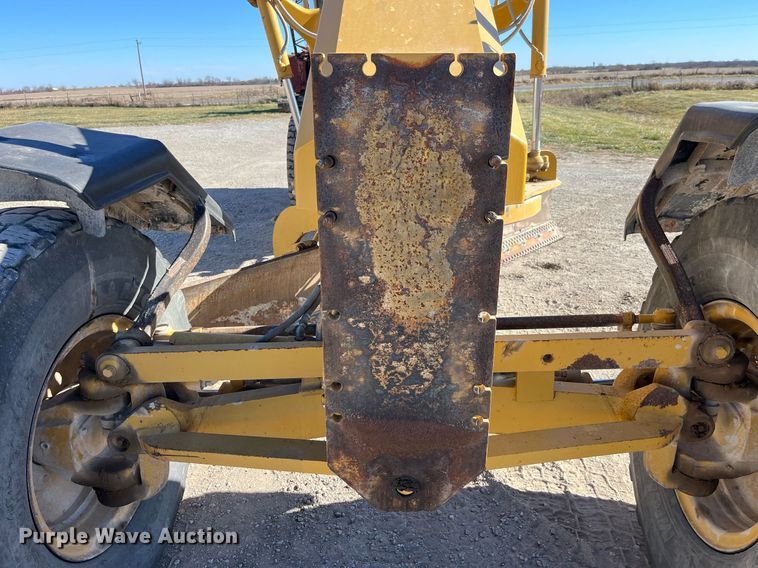 image for item LD9859 2007 Caterpillar 140H motor grader