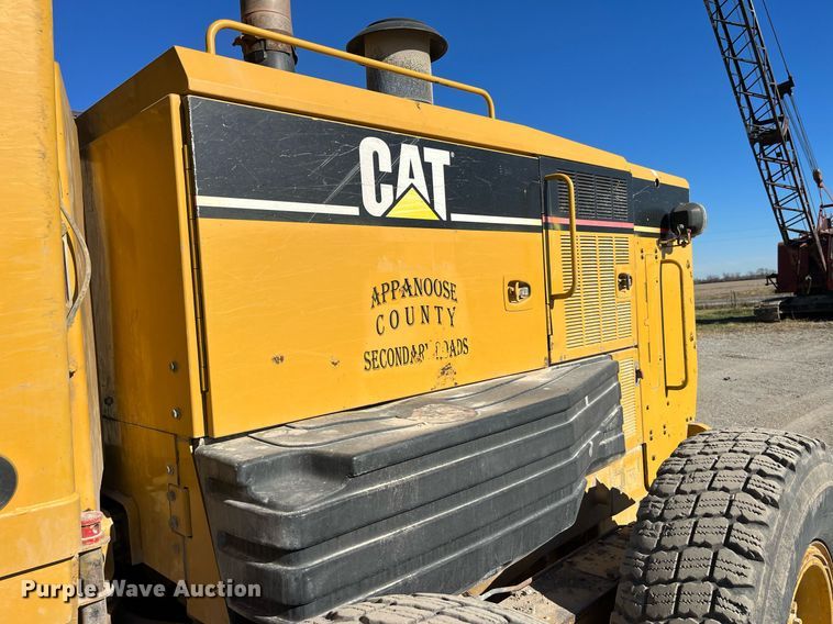 image for item LD9859 2007 Caterpillar 140H motor grader