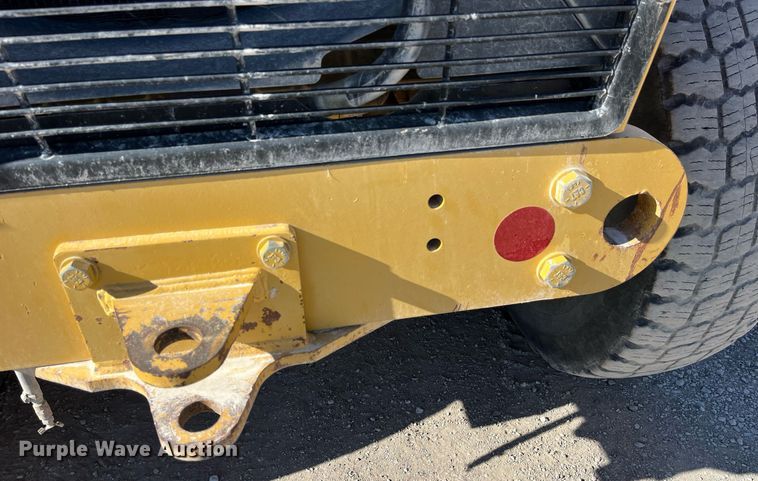 image for item LD9859 2007 Caterpillar 140H motor grader