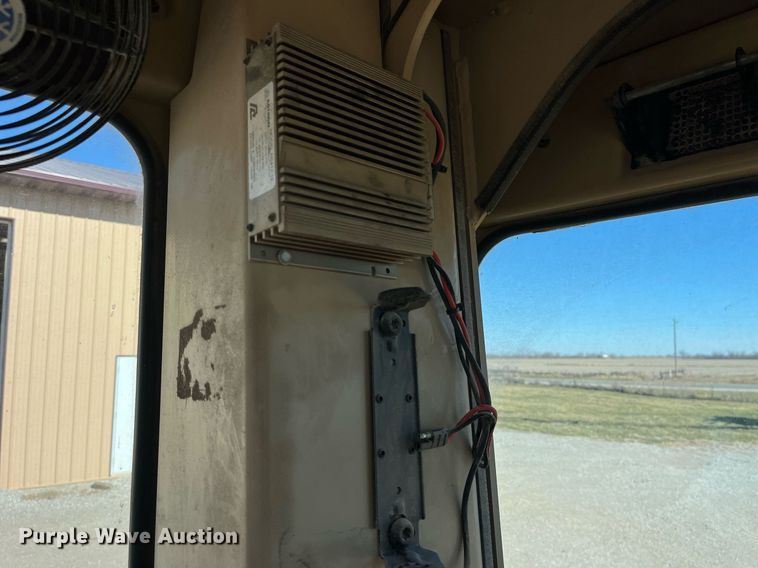 image for item LD9859 2007 Caterpillar 140H motor grader