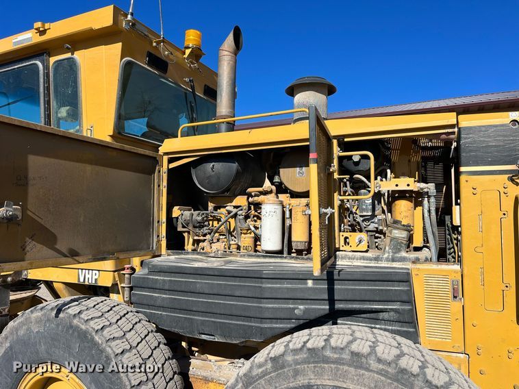 image for item LD9859 2007 Caterpillar 140H motor grader