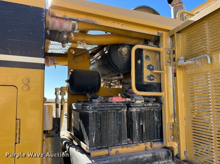 image for item LD9859 2007 Caterpillar 140H motor grader