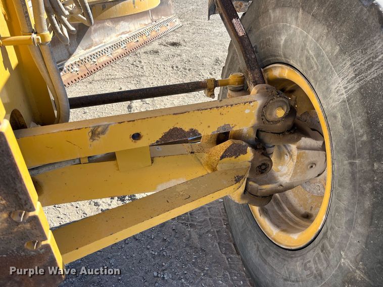 image for item LD9859 2007 Caterpillar 140H motor grader