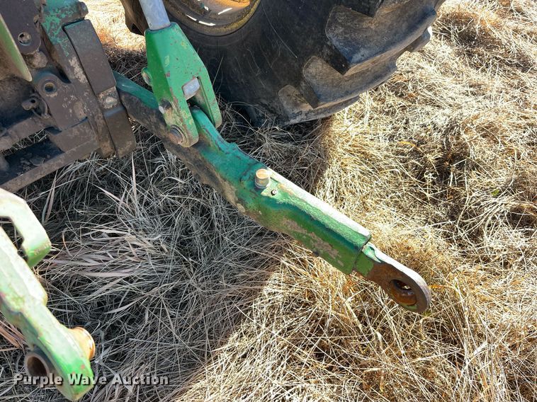 image for item LD9860 1997 John Deere 7210  tractor