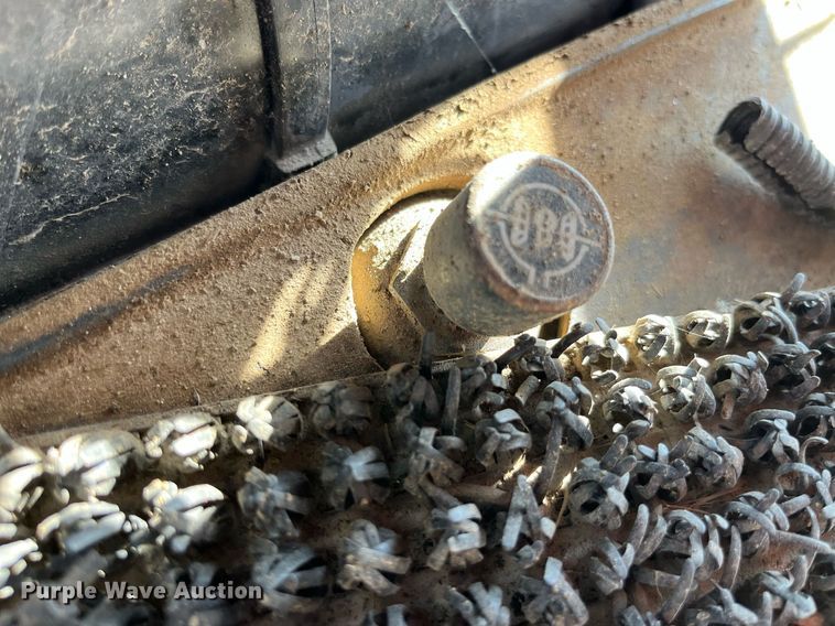 image for item LD9860 1997 John Deere 7210  tractor