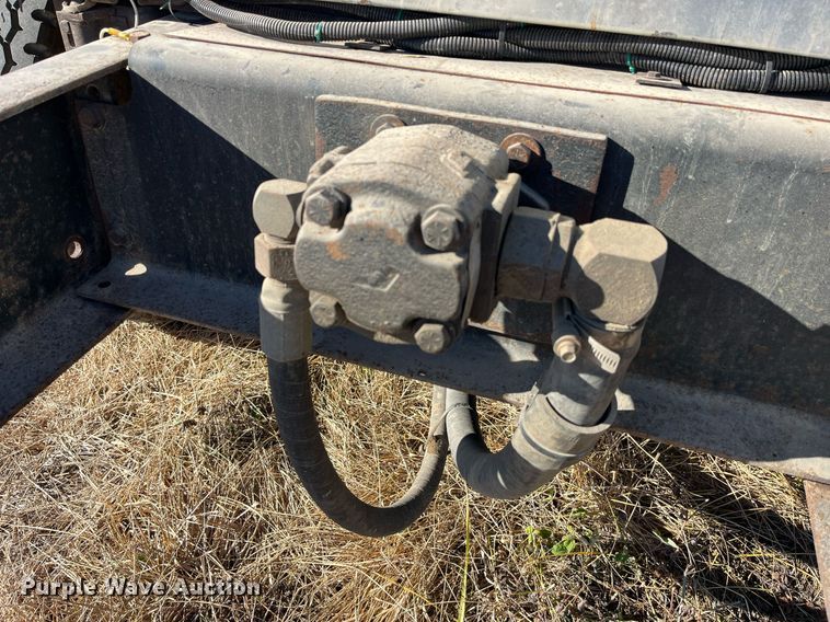 image for item LD9861 2002 International 2574  semi truck