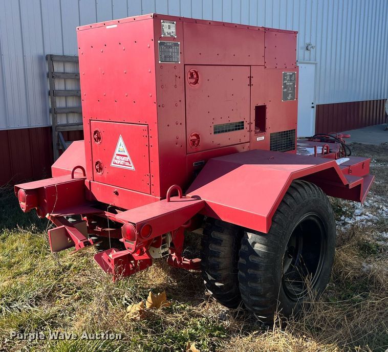 image for item LD9871 1999 Marathon Electric MEP804A  generator