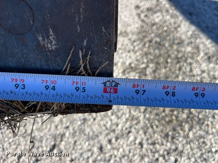 image for item LD9883 2015 John Deere 6125M  MFWD tractor