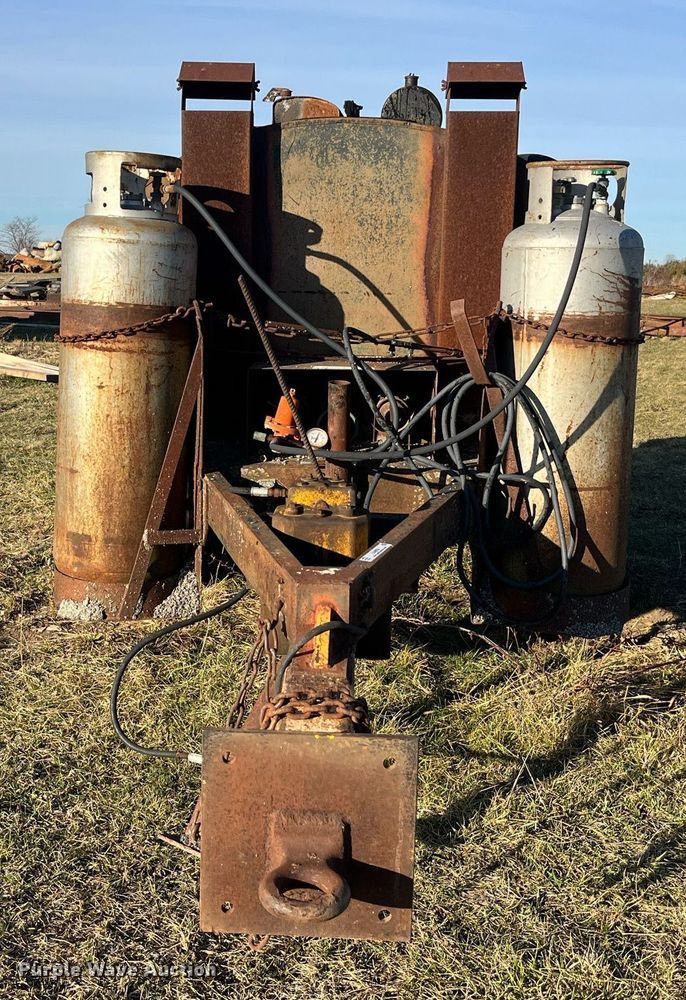 image for item LD9885 Oil distributor trailer