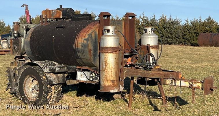 image for item LD9885 Oil distributor trailer