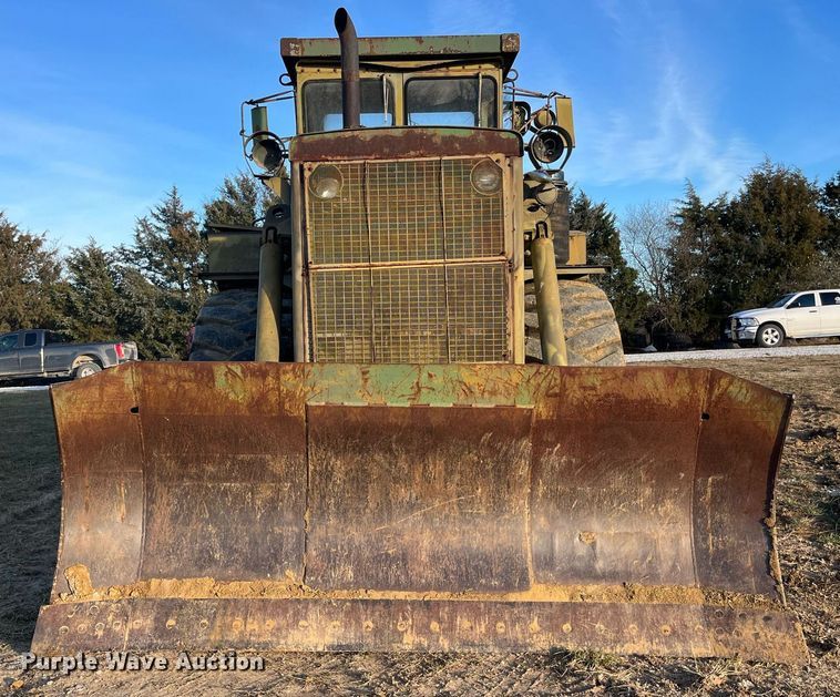 image for item LD9886 Michigan 290M  scraper