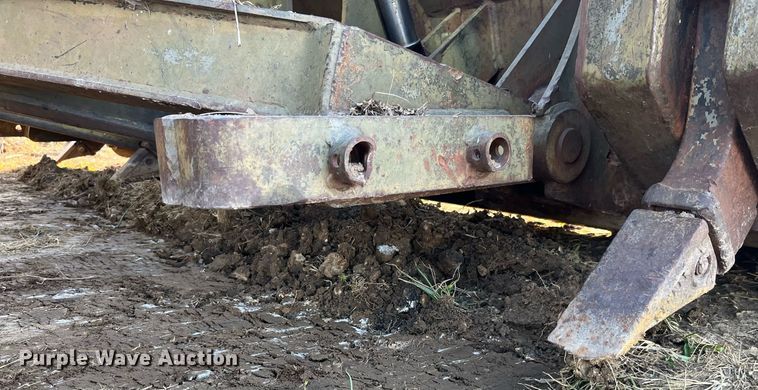 image for item LD9886 Michigan 290M  scraper