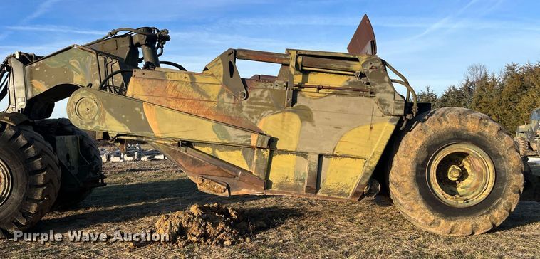 image for item LD9886 Michigan 290M  scraper