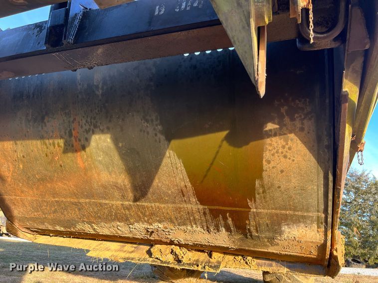 image for item LD9886 Michigan 290M  scraper