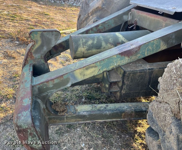 image for item LD9886 Michigan 290M  scraper