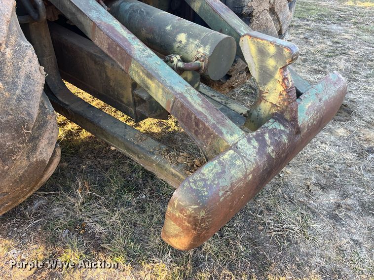 image for item LD9886 Michigan 290M  scraper