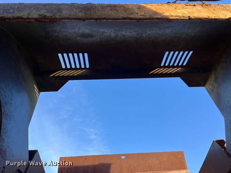 image for item LD9886 Michigan 290M  scraper