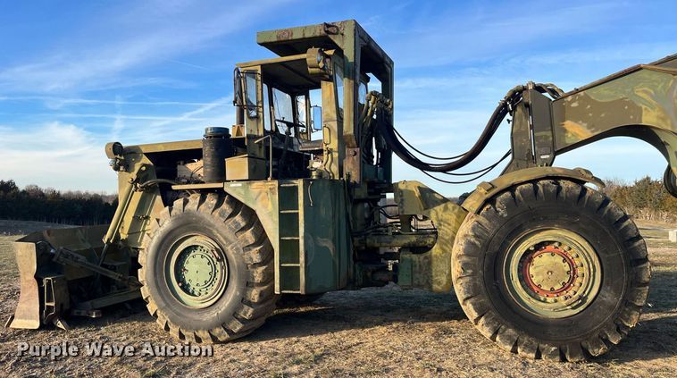 image for item LD9886 Michigan 290M  scraper