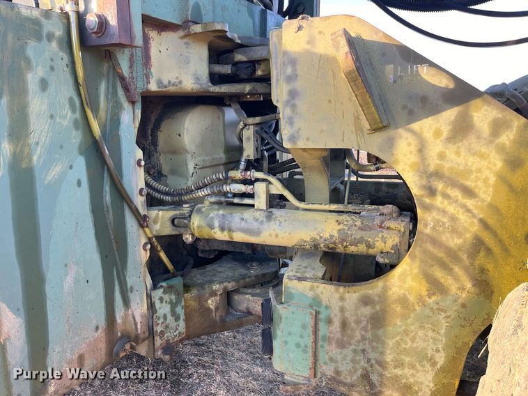 image for item LD9886 Michigan 290M  scraper