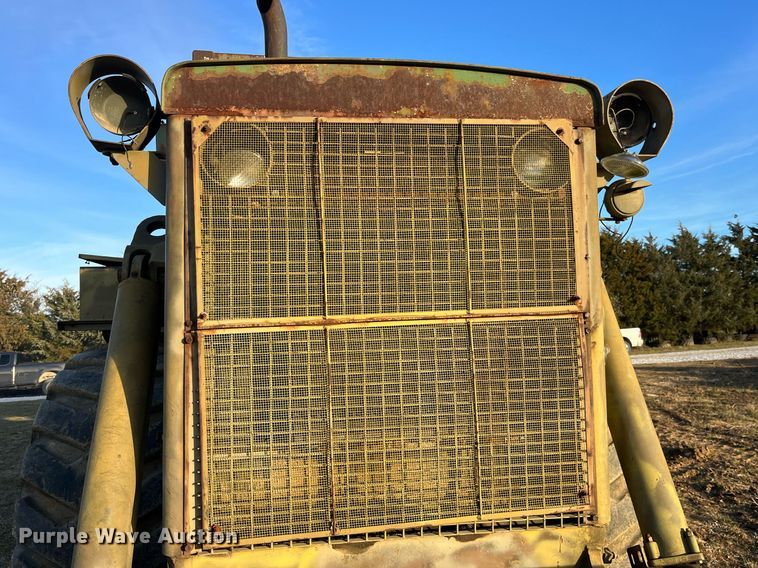 image for item LD9886 Michigan 290M  scraper