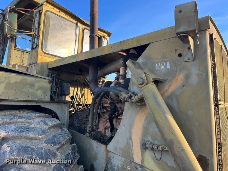 image for item LD9886 Michigan 290M  scraper