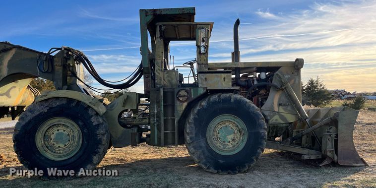 image for item LD9886 Michigan 290M  scraper