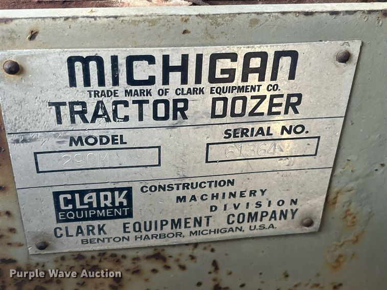 image for item LD9886 Michigan 290M  scraper