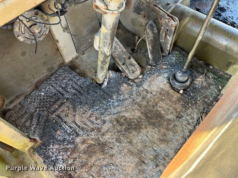 image for item LD9886 Michigan 290M  scraper