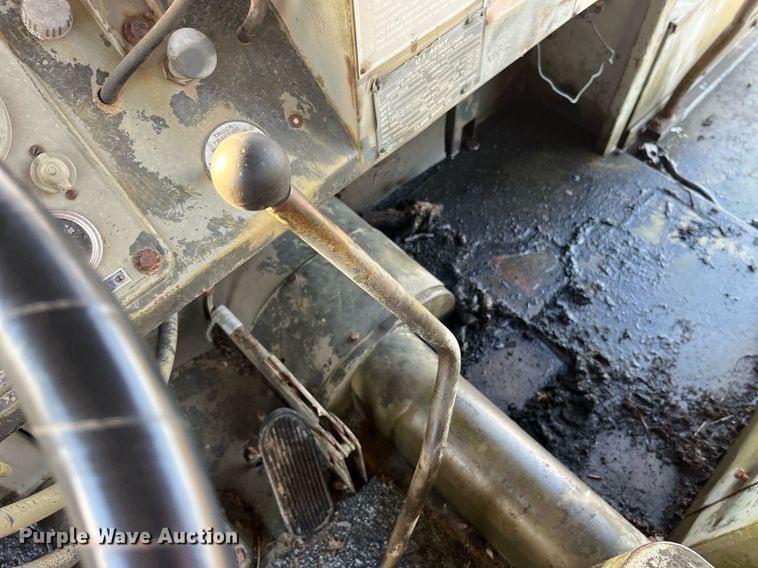 image for item LD9886 Michigan 290M  scraper