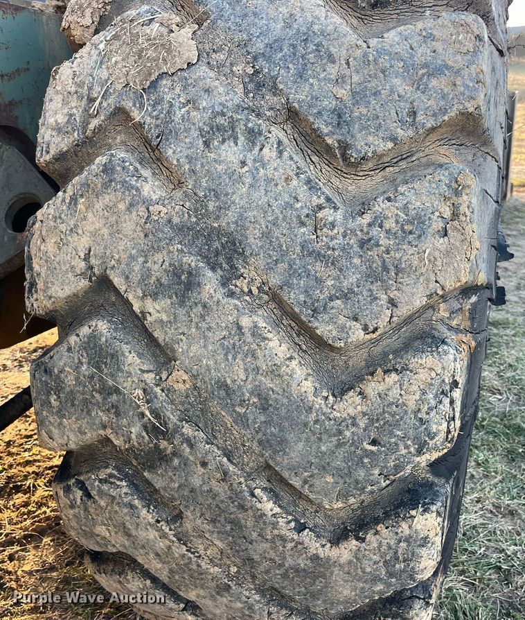 image for item LD9886 Michigan 290M  scraper