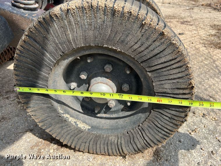 image for item LF9514 Bush Hog 3715  batwing rotary mower