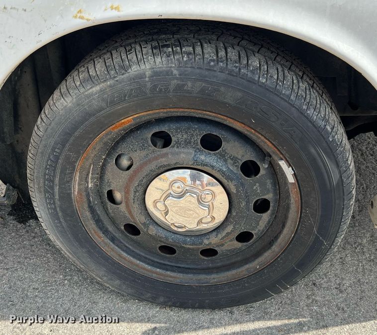 image for item LF9520 2011 Ford Crown Victoria Police Interceptor