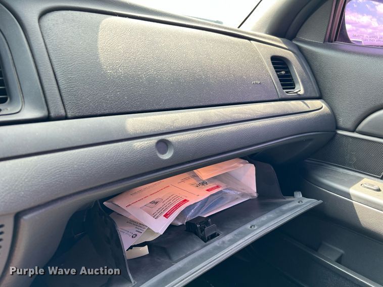 image for item LF9529 2008 Ford Crown Victoria Police Interceptor