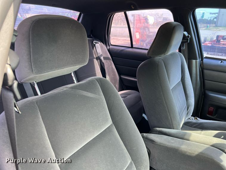 image for item LF9529 2008 Ford Crown Victoria Police Interceptor