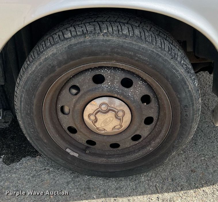 image for item LF9529 2008 Ford Crown Victoria Police Interceptor