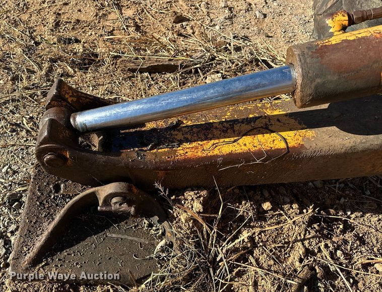 image for item LK9600 1997 Case 580L  backhoe