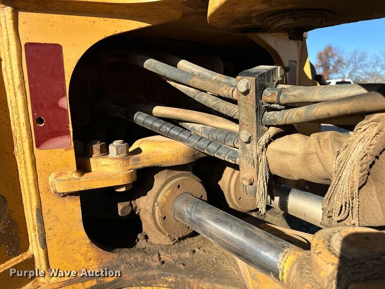 image for item LK9600 1997 Case 580L  backhoe